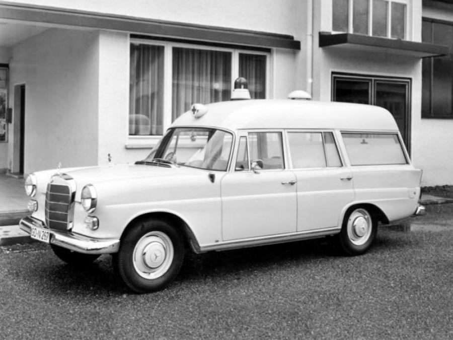 Mercedes-Benz 190 D Binz KTW '1961